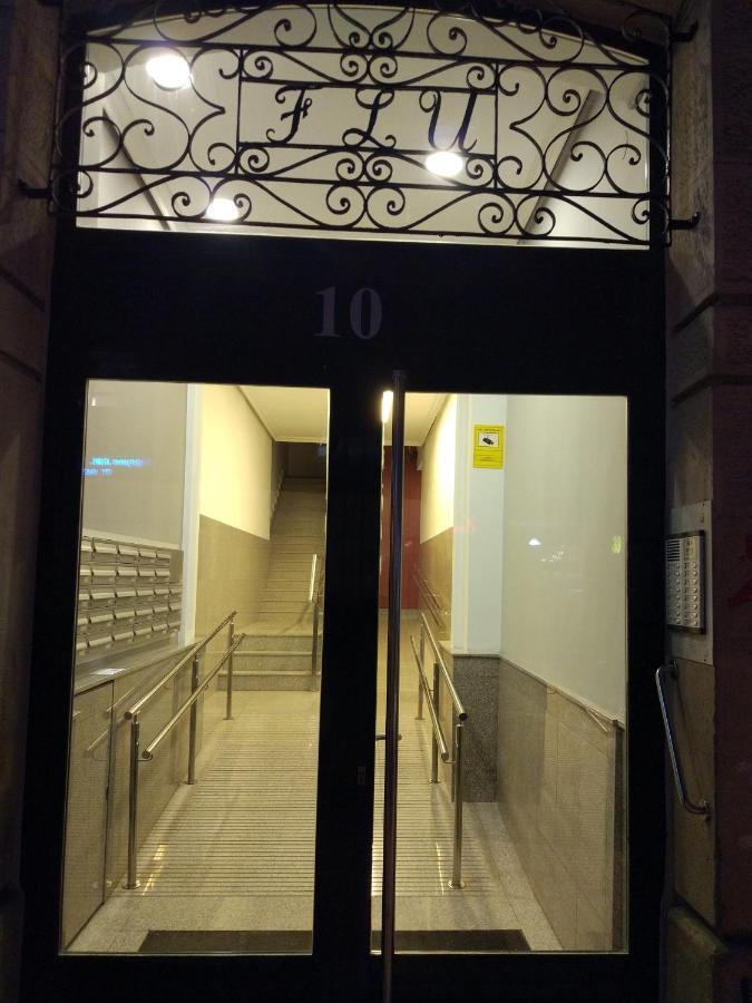 Next City Center San Sebastian Bus & Train Station Free Wifi מראה חיצוני תמונה